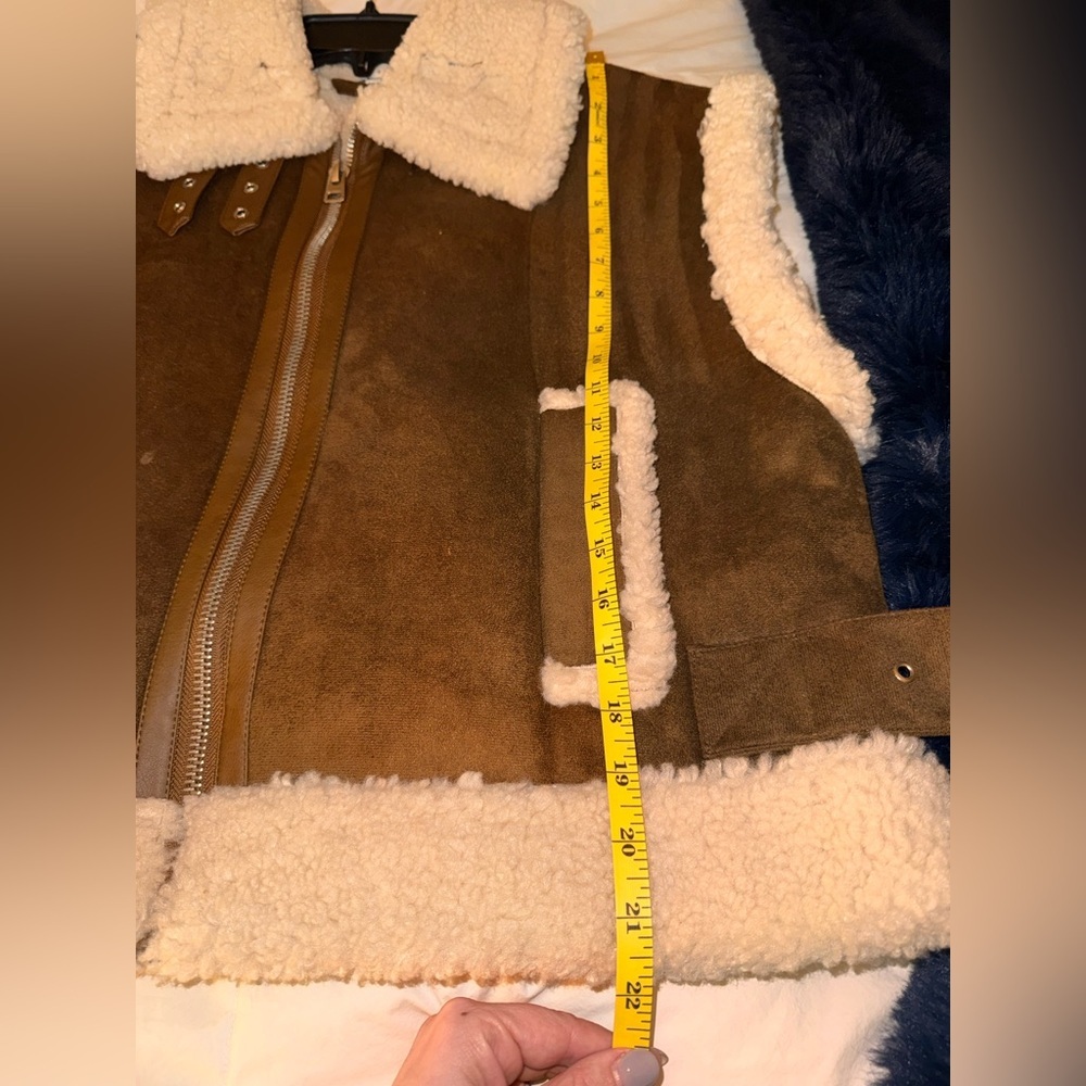 Topshop faux suede shearling oversized aviator vest in chocolate - Picture 8 of 10